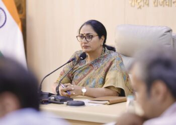 Zero Tolerance on Waterlogging: Delhi Chief Minister Cracks Down, Pushes School Revamp Ahead of Monsoon 2 Zero Tolerance on Waterlogging: Delhi Chief Minister Cracks Down, Pushes School Revamp Ahead of Monsoon