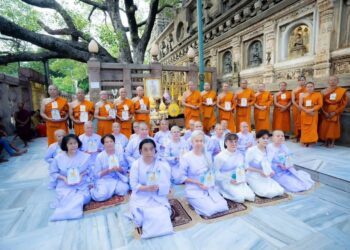 120 Novices Take Vows Beneath Bodhi Tree in Global Buddhist Gathering 2 120 Novices Take Vows Beneath Bodhi Tree in Global Buddhist Gathering