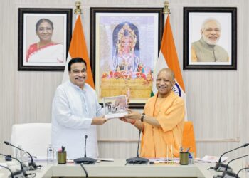 योगी-गडकरी की हाई-लेवल बैठक: उत्तर प्रदेश में राष्ट्रीय राजमार्गों के मेगा नेटवर्क को मिलेगी रफ्तार