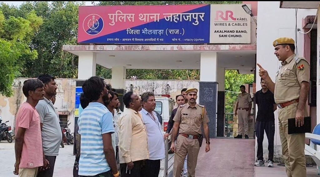 जहाजपुर पुलिस की ताबड़तोड़ दबिश, हिस्ट्रीशीटर समेत 15 बदमाश गिरफ्तार 1 WhatsApp Image 2026 07 18 at 10.58.16 PM