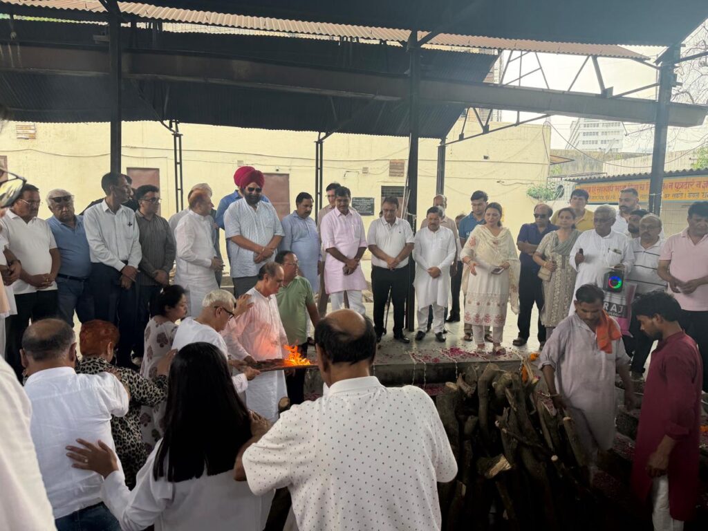 दिल्ली की पहली महिला महापौर शकुंतला आर्या का 98 वर्ष की आयु में निधन, भाजपा व निगम ने दी भावभीनी श्रद्धांजलि 1 WhatsApp Image 2026 07 25 at 6.27.23 PM