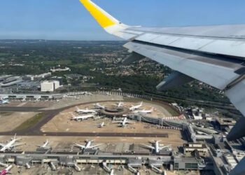 London’s Gatwick Airport hit by major water outage; toilets, restaurants shut