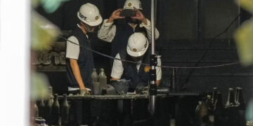 Death toll from Bangkok bar fire rises to 32 as 2 more die in hospital