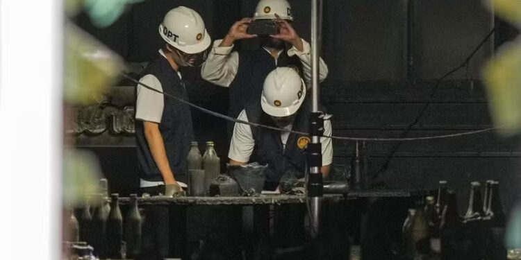 Death toll from Bangkok bar fire rises to 32 as 2 more die in hospital