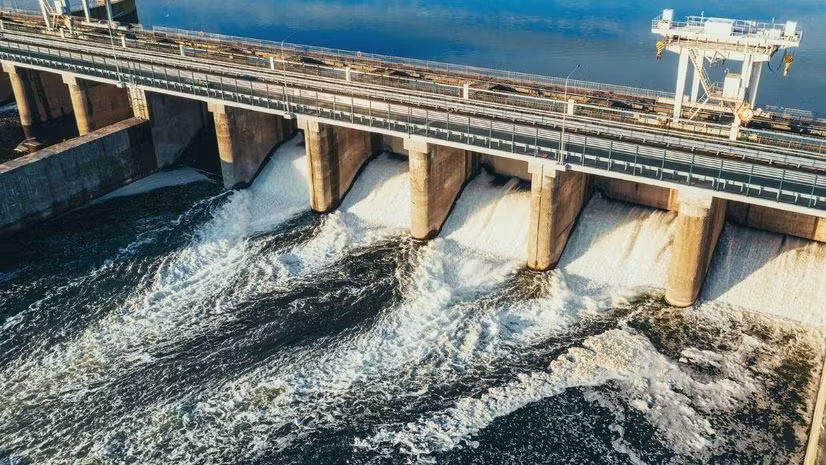 Why are scientists raising concerns over China’s Brahmaputra dam project?