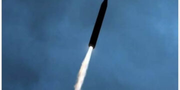 China test-launches ballistic missile from submarine in South Pacific