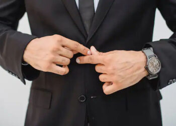 Chinese Investor Spends Rs 18 Crore In 9-Year Hunt For Ex-Wife Who Scammed Him And Fled To US 7 Chinese Investor Spends Rs 18 Crore In 9-Year Hunt For Ex-Wife Who Scammed Him And Fled To US
