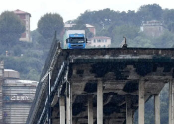 Families of 43 victims await verdict in Genoa bridge disaster