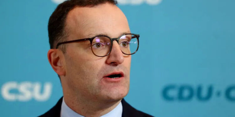 German politician resigns over surrogacy child controversy