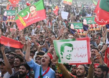 PTI to move court after Lahore blocks August 5 Imran Khan rally