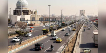 Missile alerts ring in Bahrain, Qatar as Iran responds to fresh US strikes
