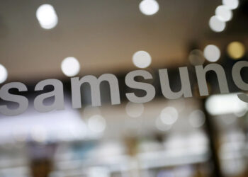 Samsung Cuts Hundreds Of US Jobs, Offers Relocation Amid Headquarters Shift