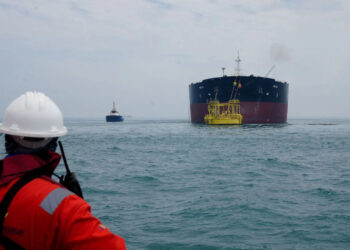 Are oil tankers being destroyed in Hormuz? Iran claims ‘explosions’ as US strikes hit 9th night