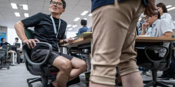Tokyo urges men to wear shorts to work, but some women say it’s ‘leg hair harassment’