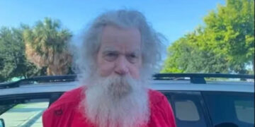 US Man Named Santa Claus, 75, Arrested In Child Sex Sting