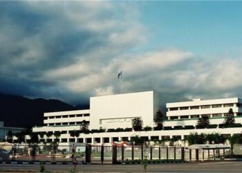Pakistan’s Debt Crisis Deepens: Borrowings Soar to Rs 81.9 Trillion, IMF Loans Not Included