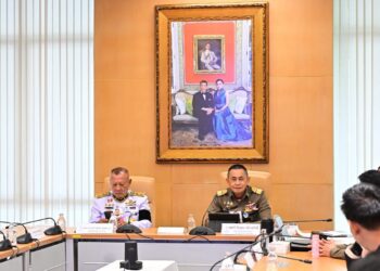 “เลขาฯ พัสกร” เดินหน้าบูรณาการเชื่อมเส้นทางท่องเที่ยว “พระบรมมหาราชวัง–ศูนย์ศิลปาชีพเกาะเกิด”