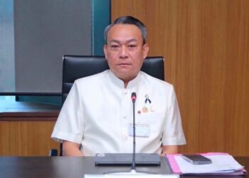 กมธ.ตร.จ่อเรียก DSIสอบปมร้อน ส.ส.ส้มภูเก็ต เอี่ยวนอมินีซุกอสังหาฯ ดักปชน.อย่า “ลอยแพ-ตัดหาง” เหมือนที่ผ่านมา