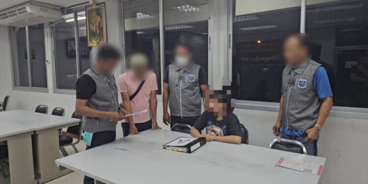 รวบแอดมินเว็บพนัน-จ้างบัญชีม้ารับโอนเงินเลี่ยงตรวจสอบ โยงเครือข่าย “ชนนพัฒฐ์” 1 รวบแอดมินเว็บพนัน-จ้างบัญชีม้ารับโอนเงินเลี่ยงตรวจสอบ โยงเครือข่าย “ชนนพัฒฐ์”