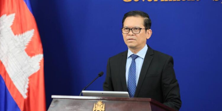 โฆษกรัฐบาลเขมรคุยโวบอกประชาคมโลกไม่นิ่งเฉยต่อข้อกล่าวหาไทยยึดดินแดนกัมพูชา 1 โฆษกรัฐบาลเขมรคุยโวบอกประชาคมโลกไม่นิ่งเฉยต่อข้อกล่าวหาไทยยึดดินแดนกัมพูชา
