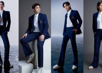 เหล่านักกีฬาไทยในชุดพิธีการ ผลงานการออกแบบโดย เจ้าฟ้าสิริวัณณวรี นารีรัตนราชกัญญา