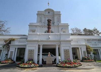 delhiassmllyy