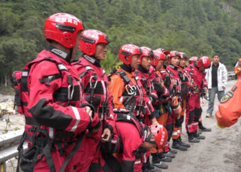 China sends aid and rescue teams to Nepal after deadly border floods