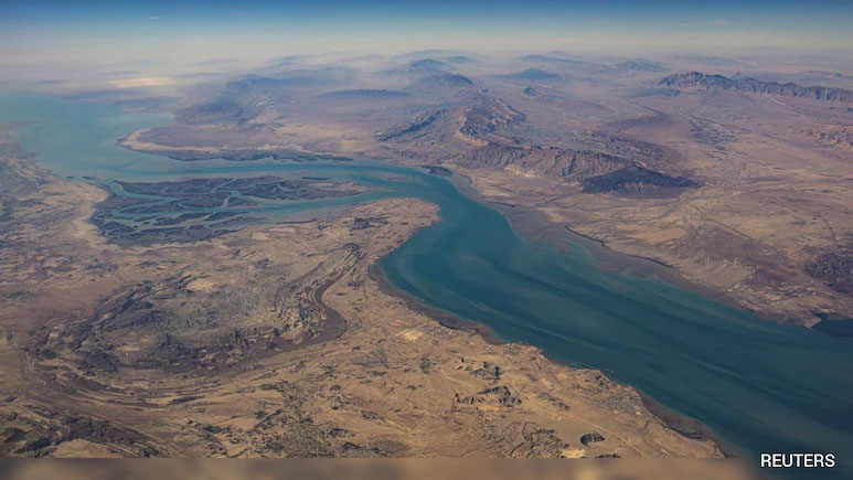 “Respects Sovereignty Of Both”: Iran Says Close To Hormuz Deal With Oman