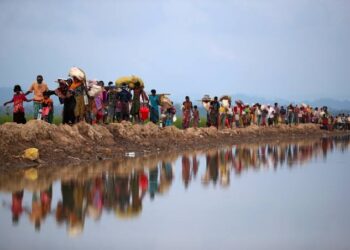 Myanmar says 300,000 Rohingya refugees can return when Rakhine stabilises