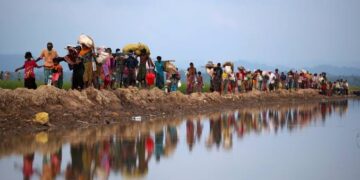 Myanmar says 300,000 Rohingya refugees can return when Rakhine stabilises