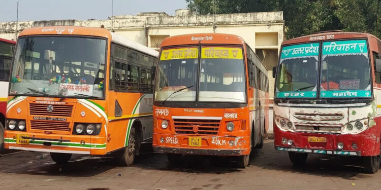 रोडवेज बसों में आज से महिलाओं की मुफ्त यात्रा शुरू