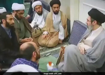 Amid Questions Over Mojtaba Khamenei’s Health, An Iran President-Supreme Leader Meet