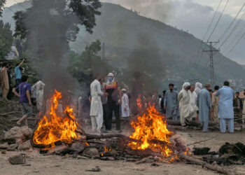 PML-N leads Kashmir elections despite JAAC boycott calls and protests