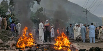 PML-N leads Kashmir elections despite JAAC boycott calls and protests
