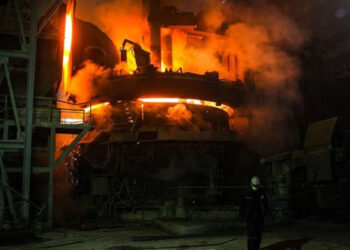 2 Killed, 13 Injured In Syria Bus Blast 7 2 Killed, 13 Injured In Syria Bus Blast