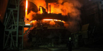 2 Killed, 13 Injured In Syria Bus Blast