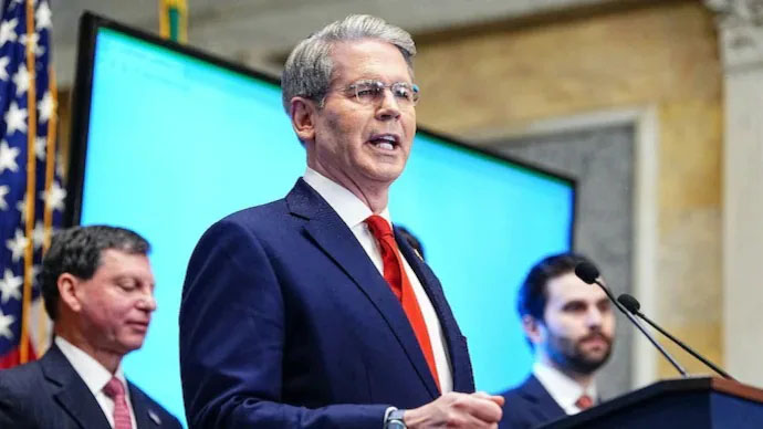 US announces ‘economic D-Day’ against Iran as Tehran vows sanctions will fail