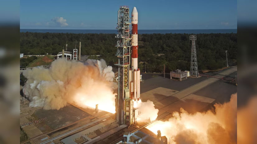 Vietnam’s VinSpace inks deal with SpaceX to launch first satellites in 2027