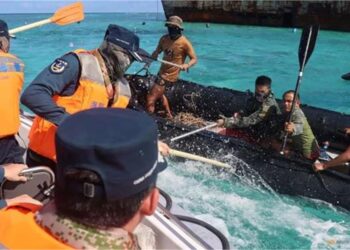China-Philippines Tensions Rise Again in Disputed South China Sea