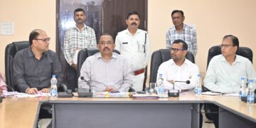 लंबित राजस्व प्रकरणों एवं भारतमाला परियोजना भू-अर्जन प्रकरणों के शीघ्र निराकरण के दिए निर्देश