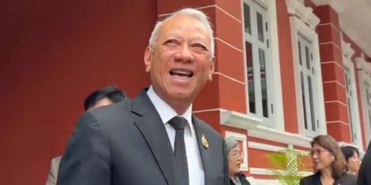 “พิพัฒน์” รุดลงพื้นที่หาต้นตอน้ำมันรั่วพระราม 3 ชี้มีอำนาจเรียกค่าเสียหาย-เอาผิดผู้ประกอบการ