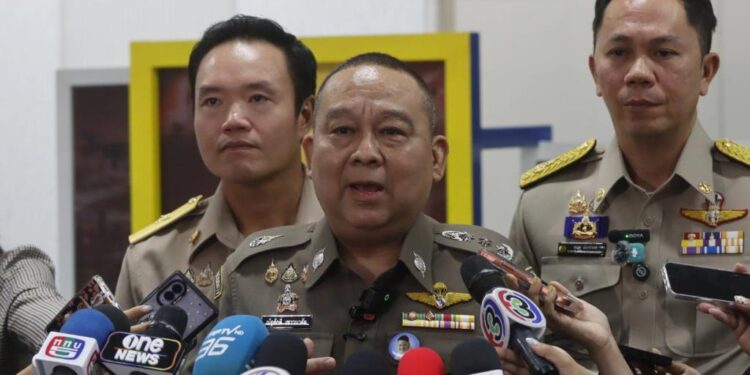 ผบช.ก.เผยยึดทรัพย์ "สมีโชติ" ทะลุ 300 ล้าน ลุยต่อเฟส 2-3 ยันยังไม่ถึงคิวเซียนพระ 1 ผบช.ก.เผยยึดทรัพย์ “สมีโชติ” ทะลุ 300 ล้าน ลุยต่อเฟส 2-3 ยันยังไม่ถึงคิวเซียนพระ