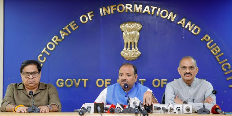 ‘विद्या वाहिनी’ पर AAP के आरोपों को BJP का जवाब, बोली—GeM के जरिए पूरी तरह पारदर्शी हुई साइकिलों की खरीद