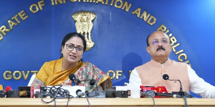 Delhi Goes Solar: Rekha Gupta Govt Unveils Zero-Upfront-Cost Rooftop Scheme for 2.3 Lakh Homes 1 Delhi Goes Solar: Rekha Gupta Govt Unveils Zero-Upfront-Cost Rooftop Scheme for 2.3 Lakh Homes