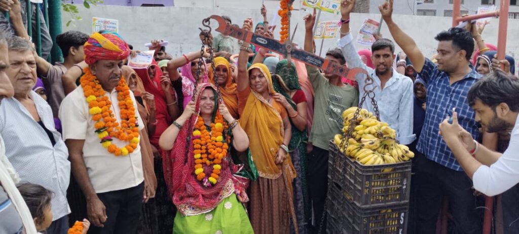 ‘खेत-खेत में मकिया घणी, कांता देवी के वोट घणा’ के नारों से गूंजा वार्ड 21 1 WhatsApp Image 2026 09 09 at 14.50.43