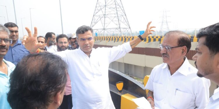 Barapullah Phase III Set for September 29 Inauguration; PWD Minister Parvesh Sahib Singh Reviews Final Preparations