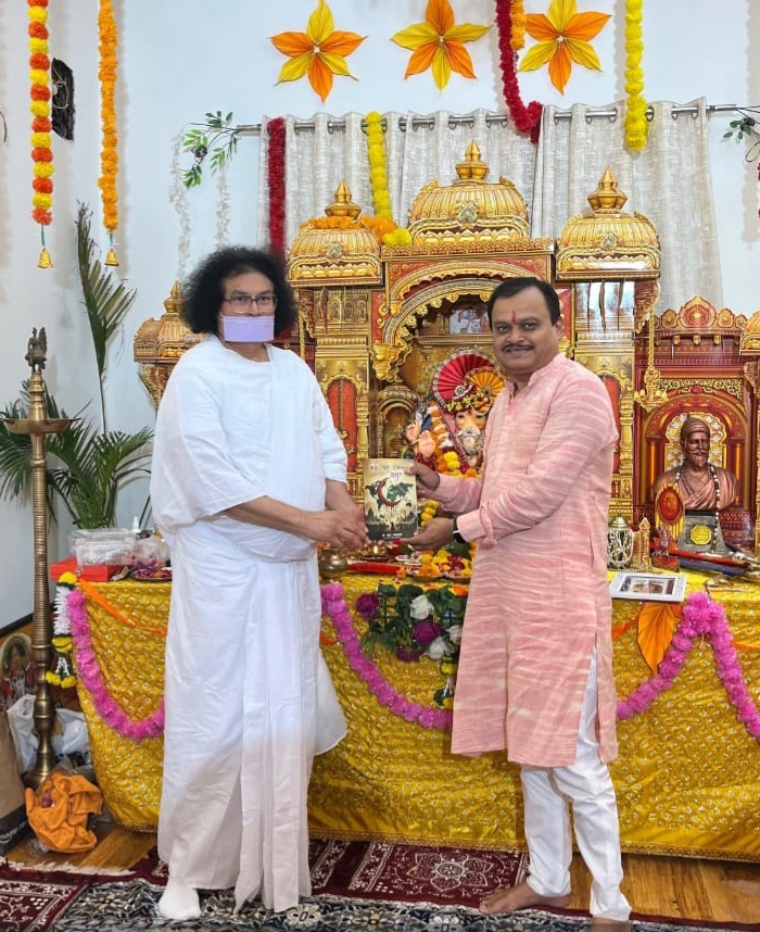 जैन आचार्य लोकेश मुनि की आध्यात्मिक यात्रा और सुरेश चव्हाणके का गणेश पूजा के माध्यम से शांति व एकता का संदेश 1 WhatsApp Image 2026 09 24 at 5.56.42 PM
