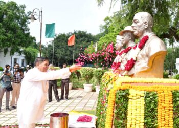 India: Delhi Assembly Honours Vithalbhai Patel, Bhagat Singh on Birth Anniversaries
