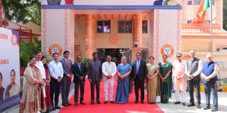 Delhi BJP Hosts Sri Lanka’s Ruling JVP Delegation; Harsh Malhotra Stresses Civilisational India-Sri Lanka Ties 1 Delhi BJP Hosts Sri Lanka’s Ruling JVP Delegation; Harsh Malhotra Stresses Civilisational India-Sri Lanka Ties