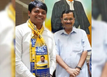 AAP Silent on Councillor Vijay Kumar as Sanitation Worker Suicide Row Escalates 3 AAP Silent on Councillor Vijay Kumar as Sanitation Worker Suicide Row Escalates